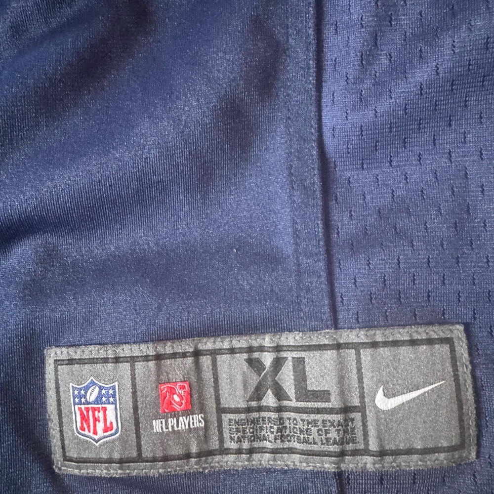 NFL Super Bowl XLVII Marshawn Lynch Seahawks Jersey! - Picture 3 of 5